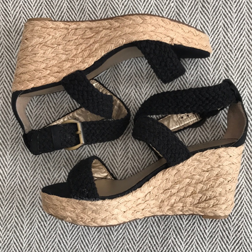 A.n.a Wedges
